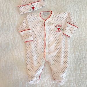 EUC Kissy Kissy Baby’s First Christmas outfit.